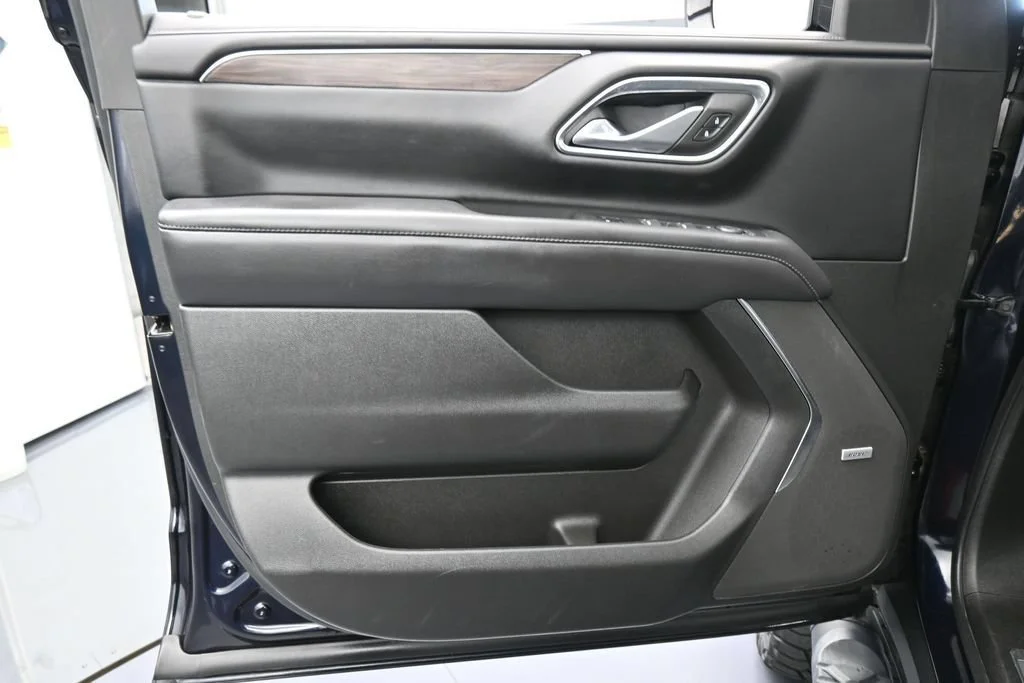 Used 2022 MIDNIGHT BLUE METALLIC Chevrolet Z71 image 13
