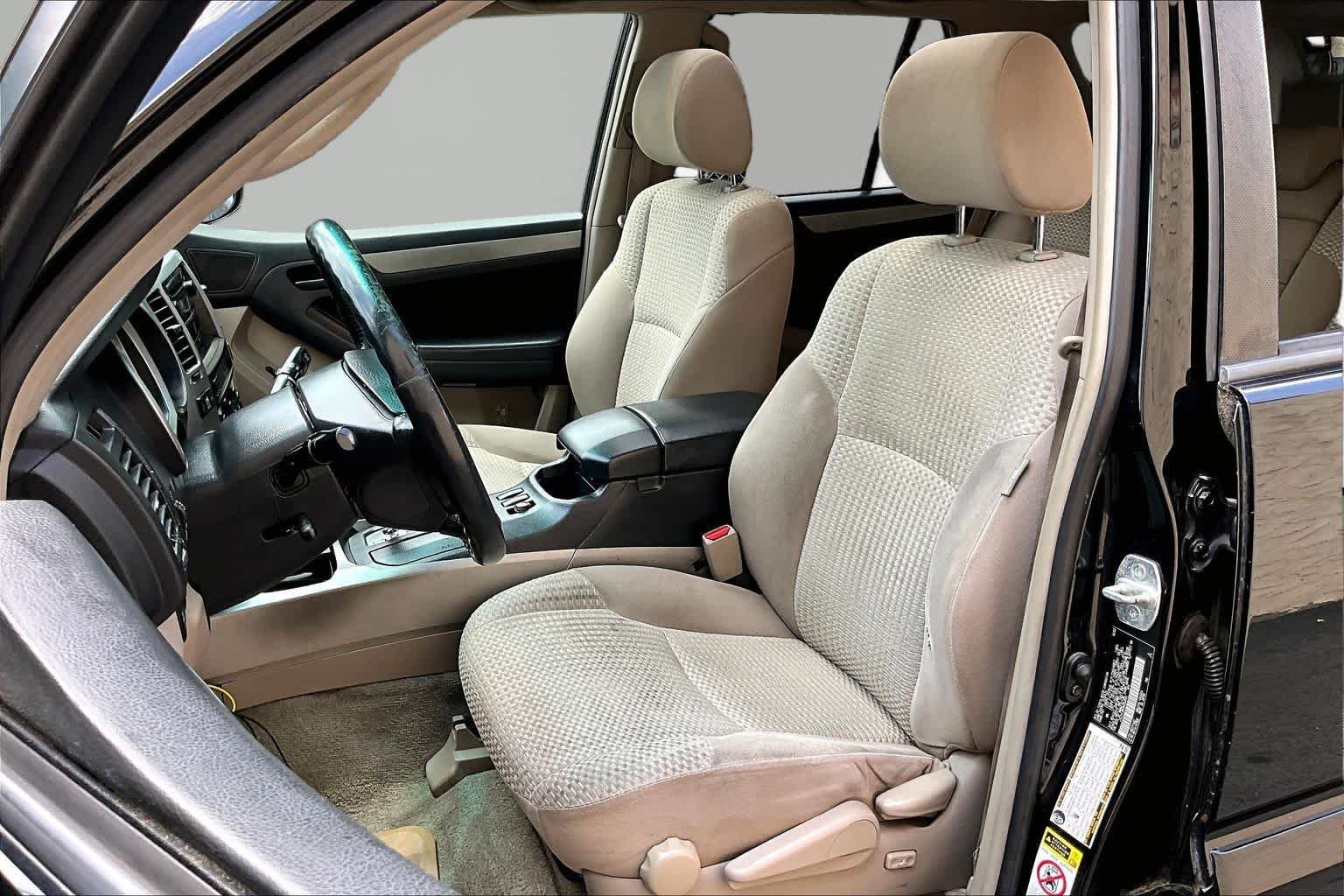 Used 2008 Black Toyota SR5 image 7