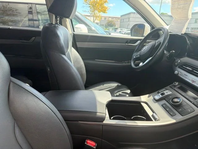 Used 2022 Silver Hyundai SEL image 15