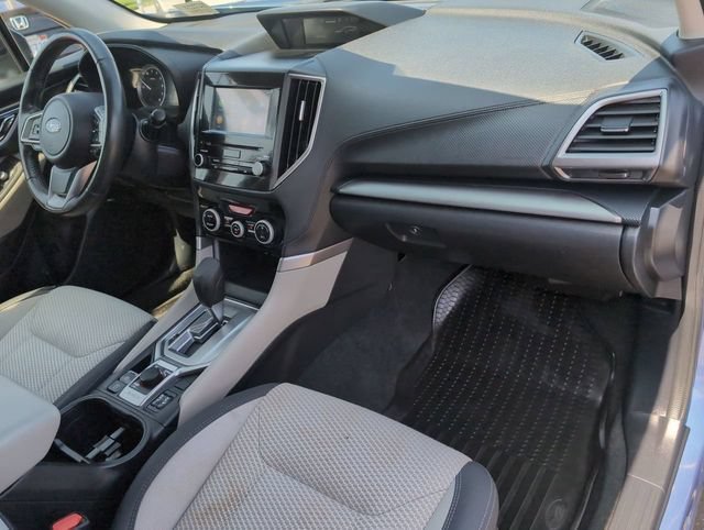 Used 2020 Blue Subaru Premium image 28