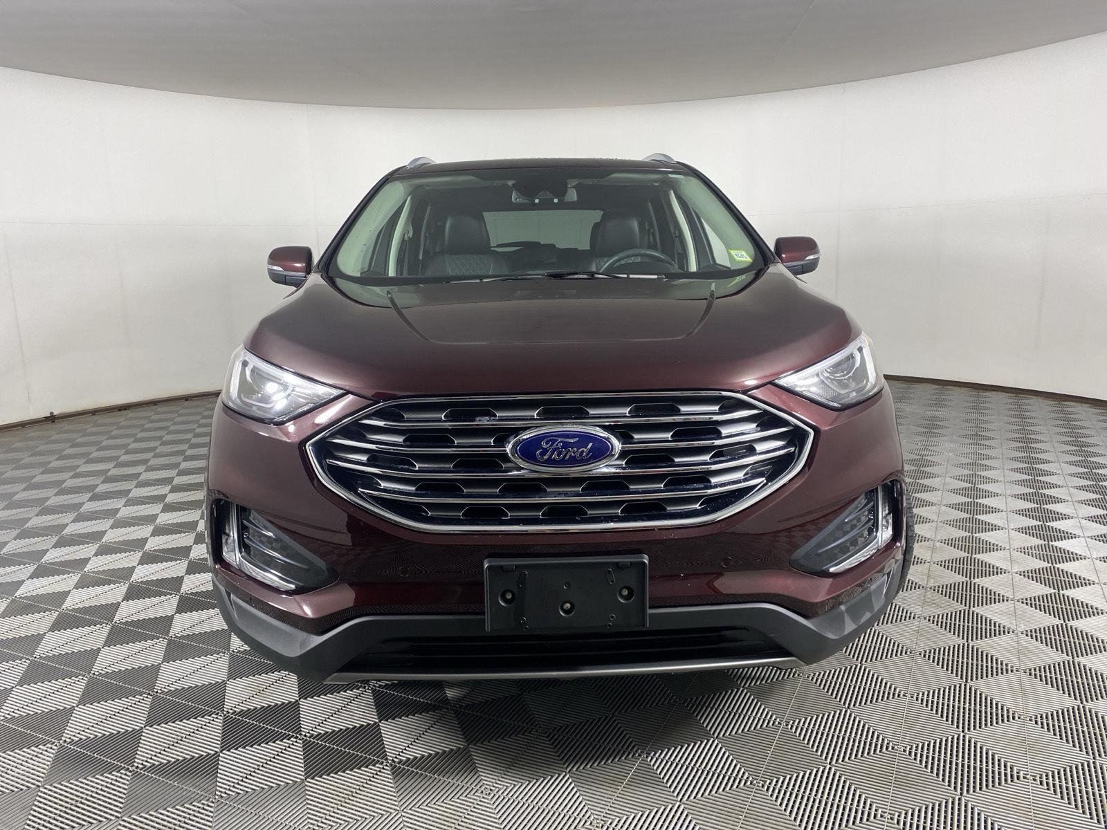 Used 2024 Burgundy Velvet Metallic Tinted Clearcoat Ford Titanium image 5