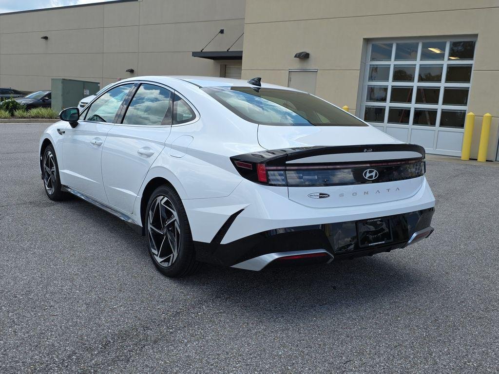 New 2026 Serenity White Hyundai SEL Sport image 6