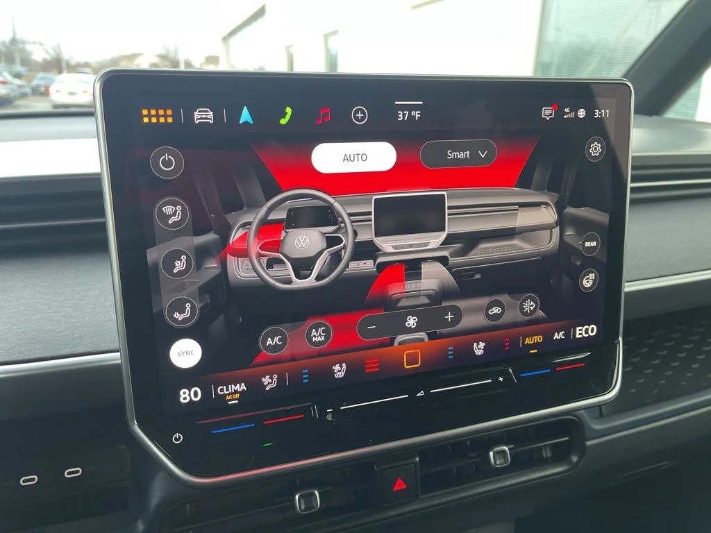 New 2025 Deep Black Pearl Volkswagen Pro image 11