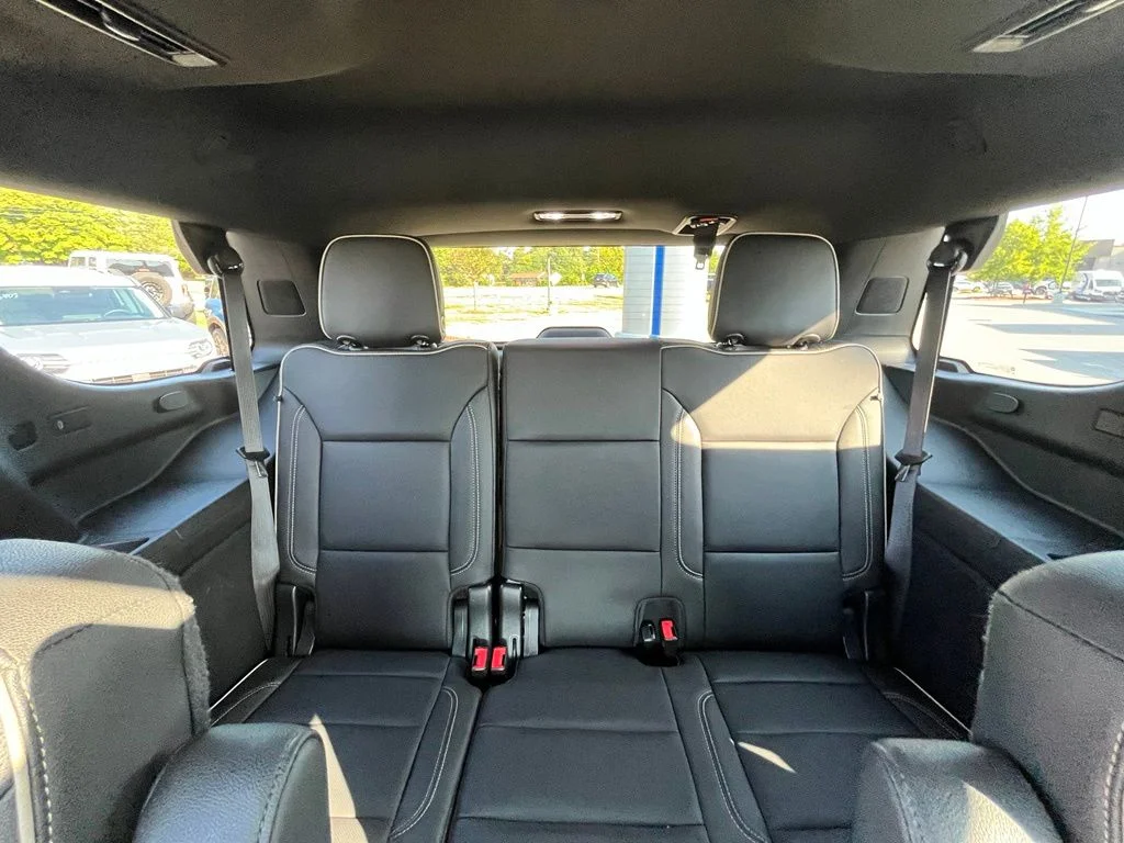 Used 2022 Black GMC SLT image 15