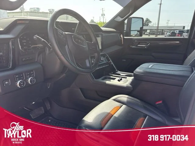 Used 2024 White GMC AT4 image 37