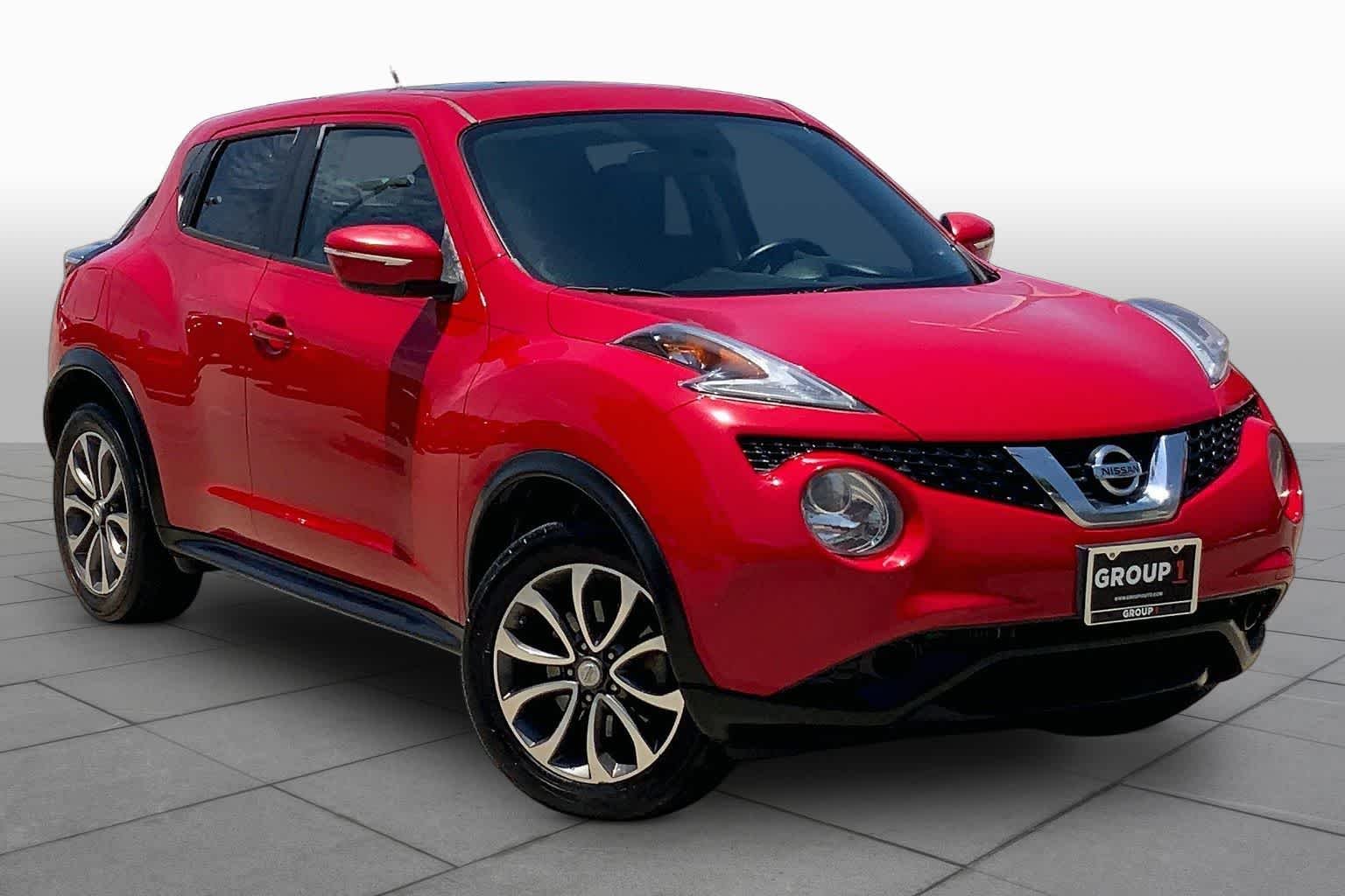 Used 2017 Red Alert Nissan SV image 3