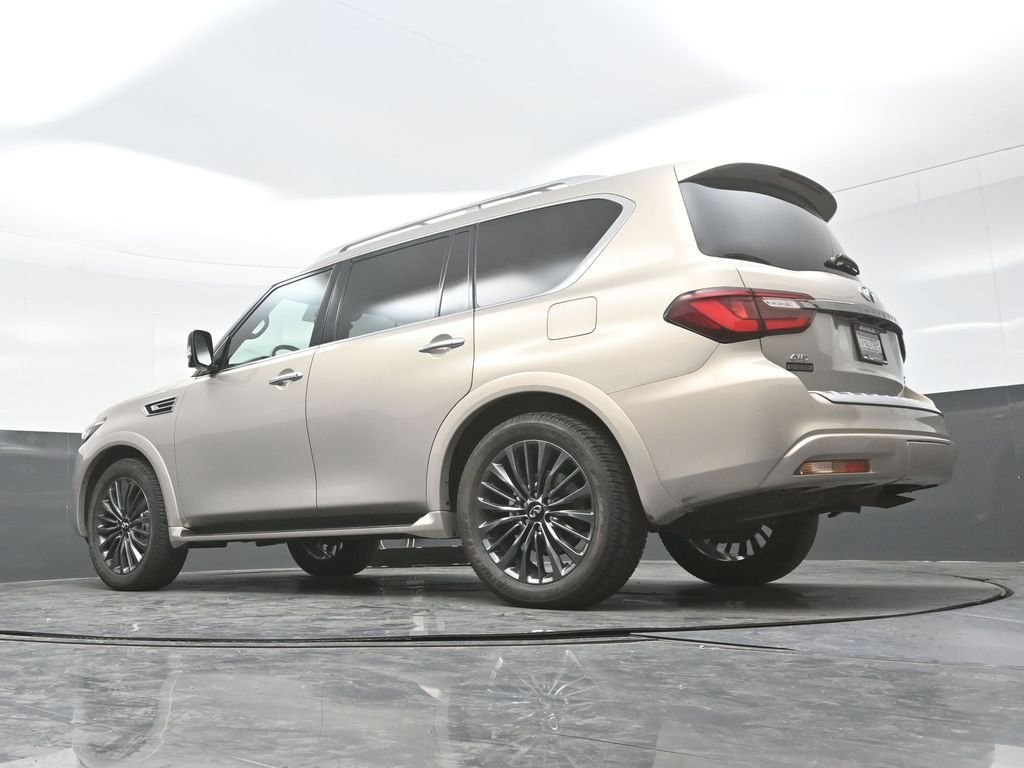 Used 2024 Beige INFINITI Sensory image 24