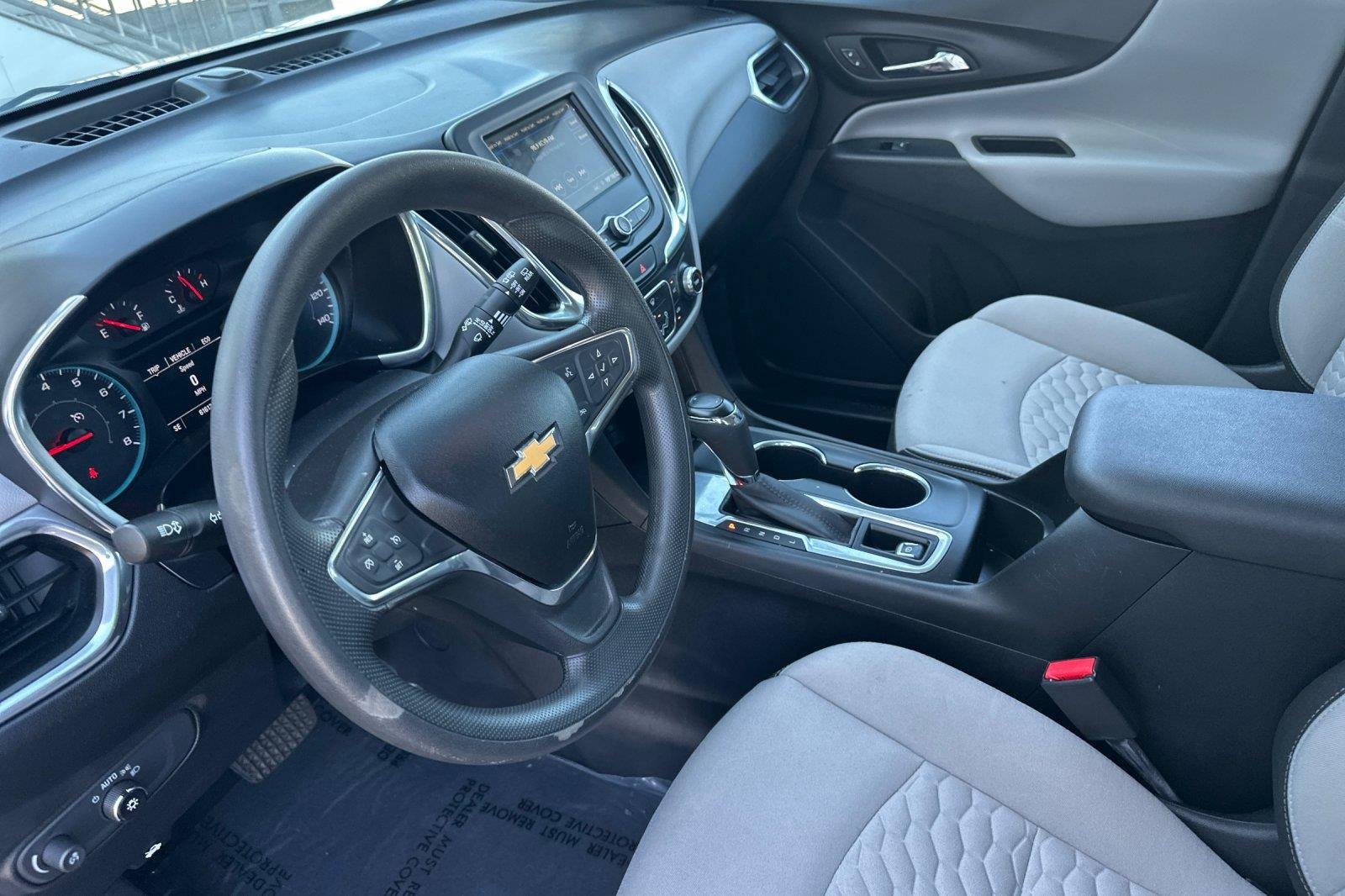 Used 2019 Silver Ice Metallic Chevrolet LS image 9
