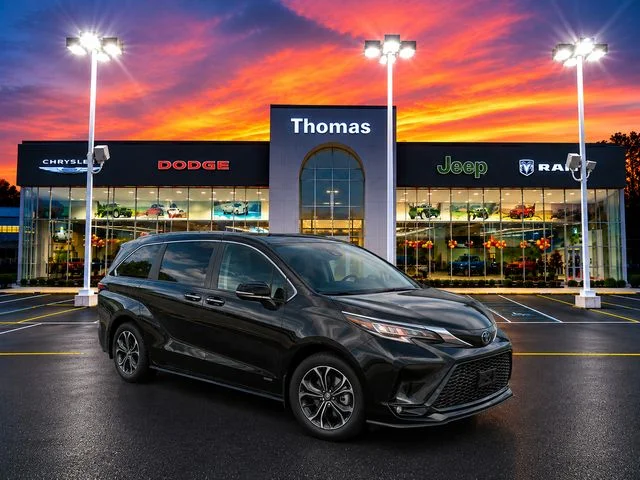 Used 2025 Black Toyota Platinum image 1