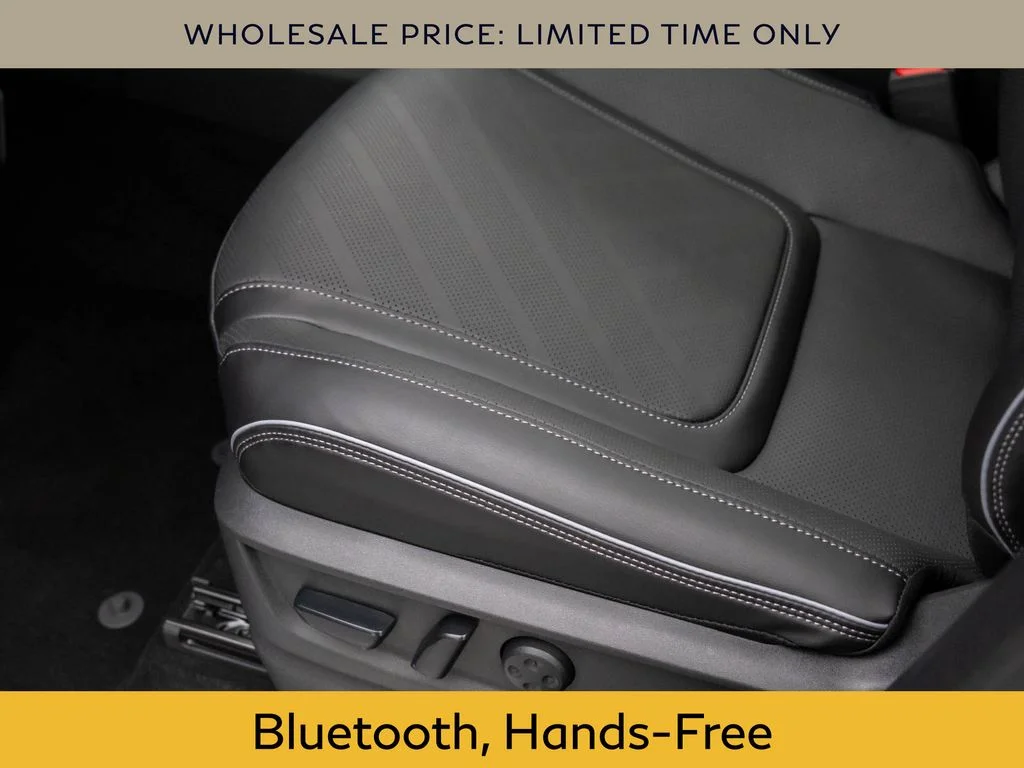 Used 2026 Black INFINITI LUXE image 12