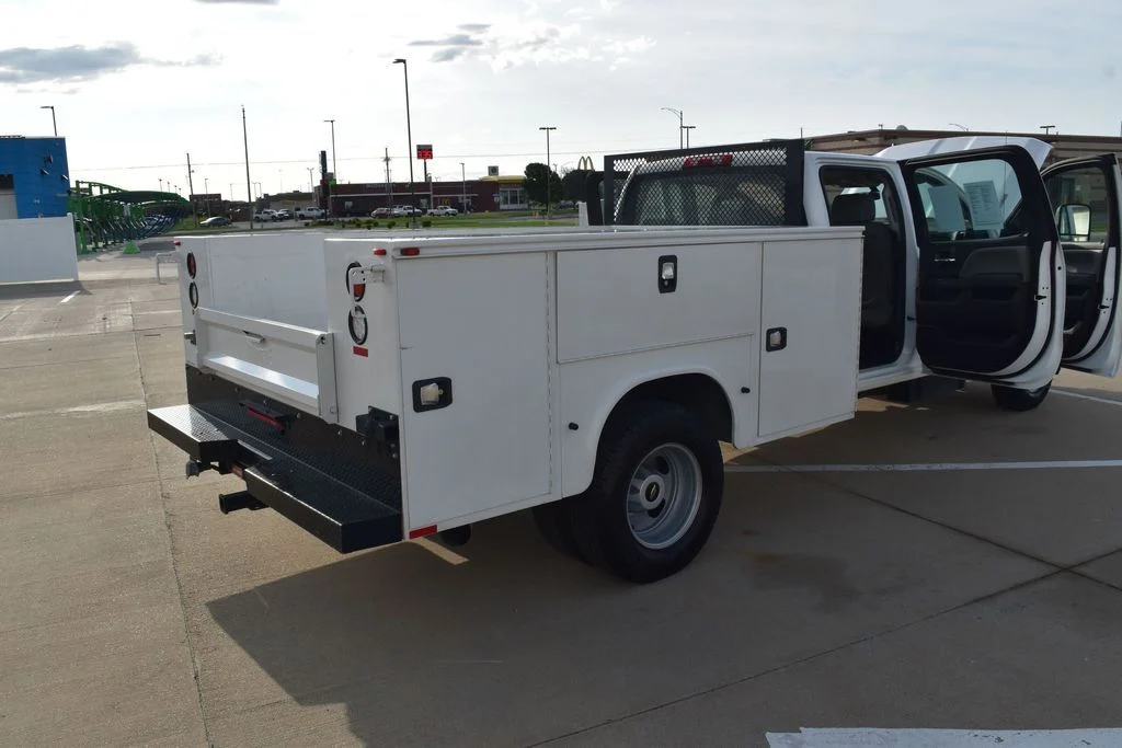 Used 2015 White Chevrolet Work Truck image 36