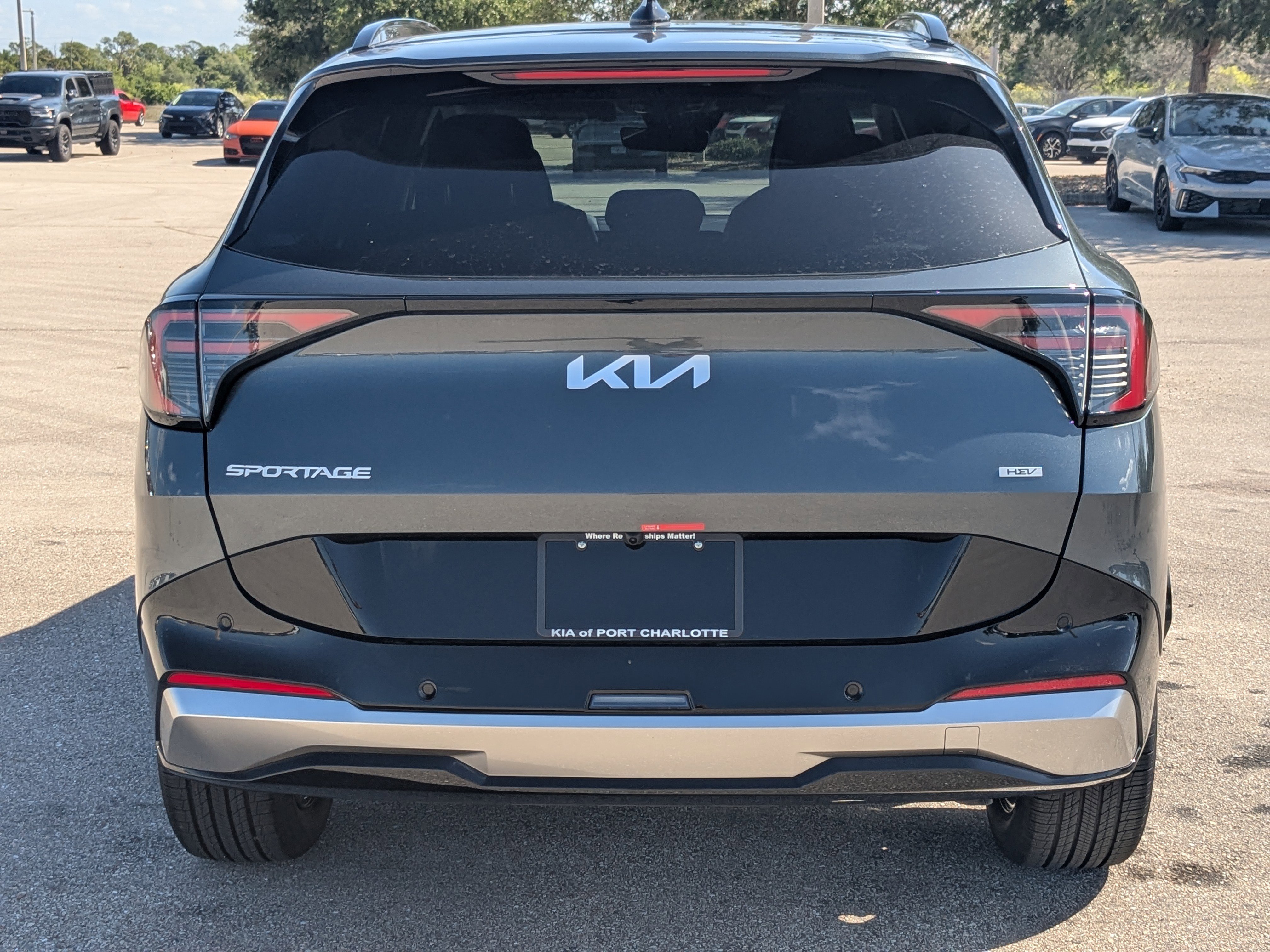 New 2026 Gravity Gray Kia SX Prestige image 6