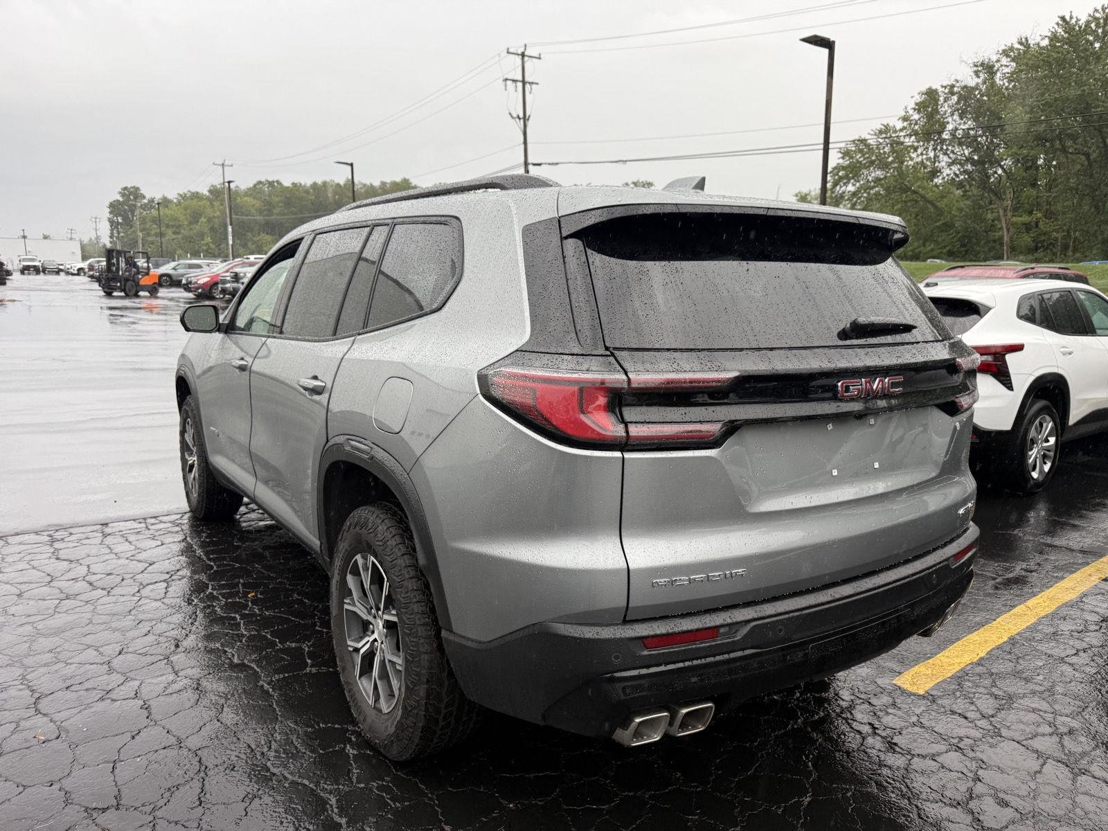 Used 2026 Sterling Metallic GMC AWD AT4 image 4