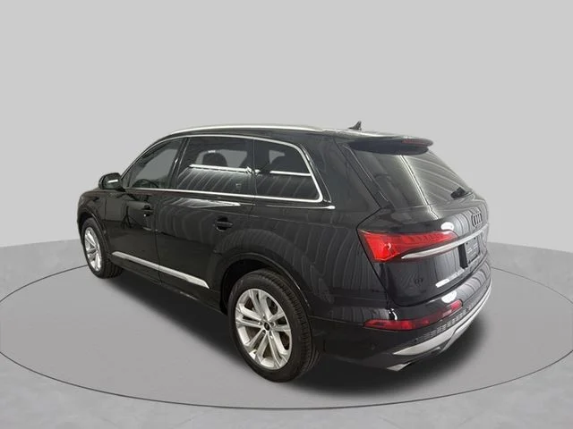 Used 2025 Mythos Black Metallic Audi 55 Premium Plus image 8