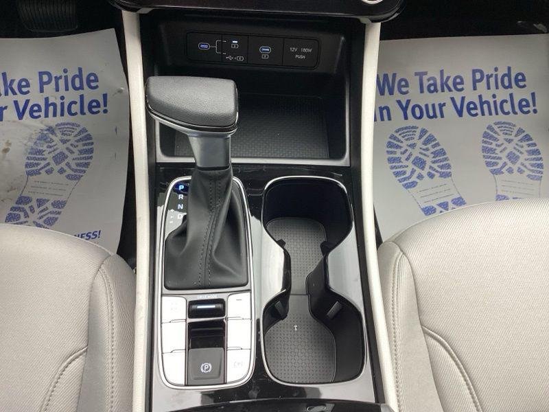 New 2026 Black Hyundai SEL AWD image 22