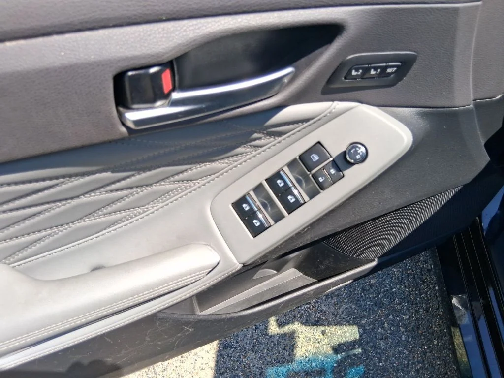 Used 2019 Brown Toyota Limited image 8