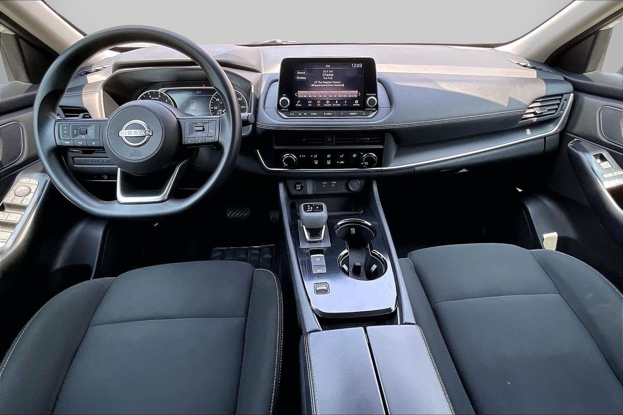 Used 2024 White Nissan S image 15