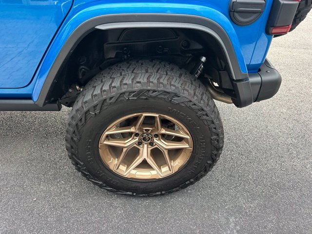 Used 2022 Blue Jeep Unlimited Rubicon 392 image 17