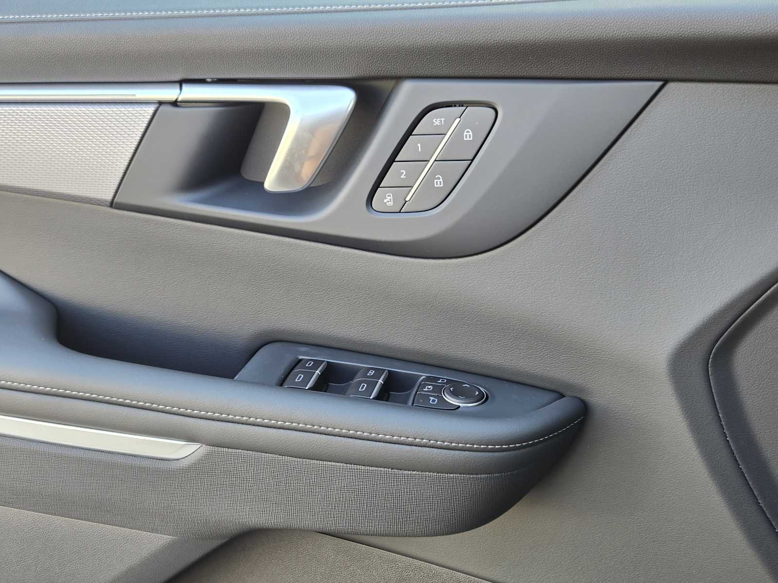 2026 Buick Enclave Sport Touring - Photo 15