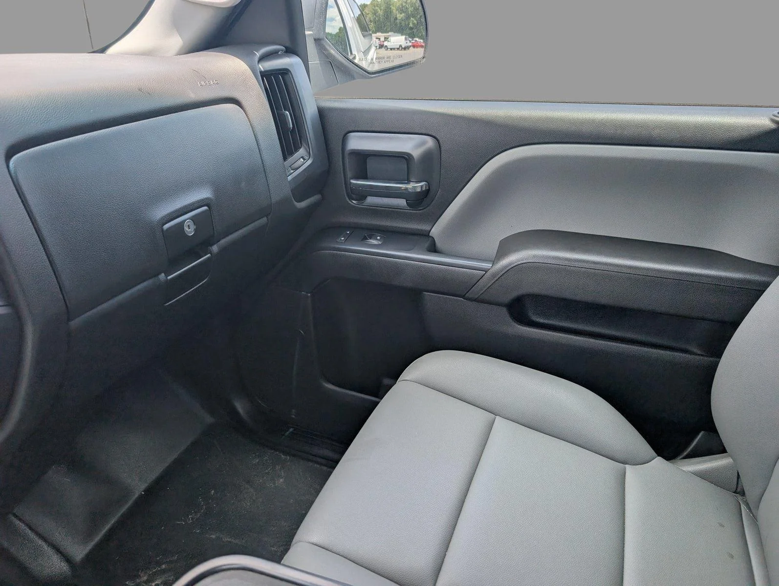 Used 2018 SUMMIT WHITE Chevrolet Work Truck image 32