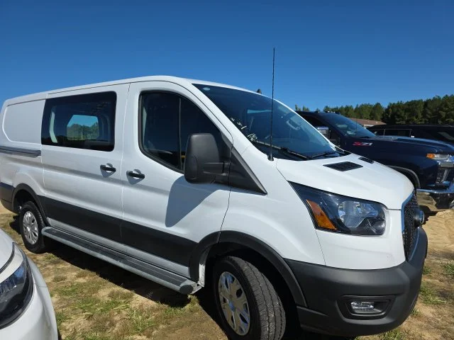 Used 2025 White Ford Base image 3
