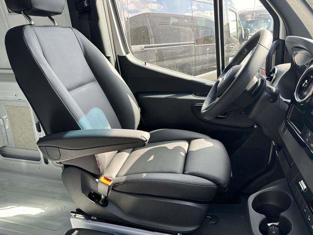 New 2025 Arctic White Mercedes-Benz 144" WB Cargo image 7