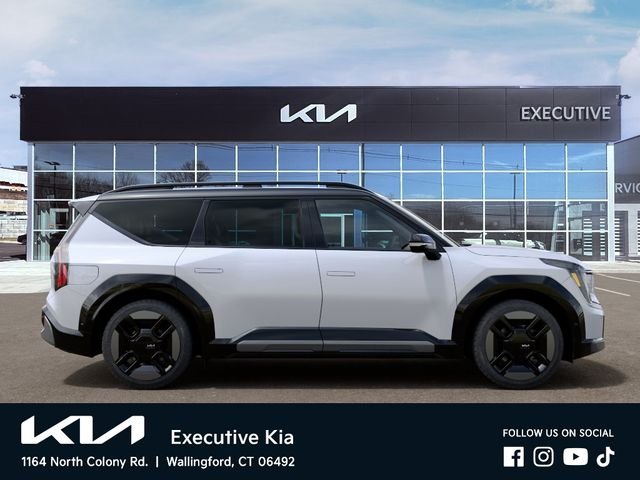 New 2026 Glacial White Pearl / Black Ro Kia GT-Line AWD image 7