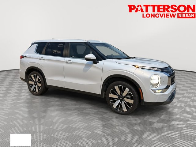 Pre-Owned 2025 MITSUBISHI OUTLANDER
