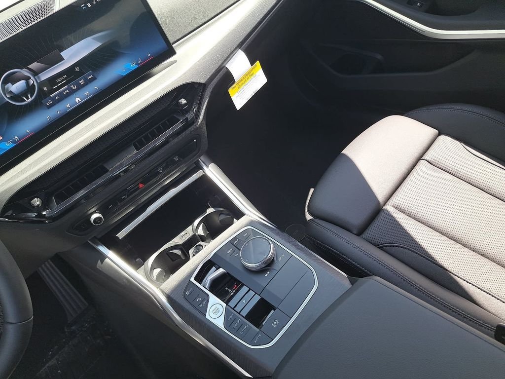 New 2026 Alpine White BMW 330i image 13