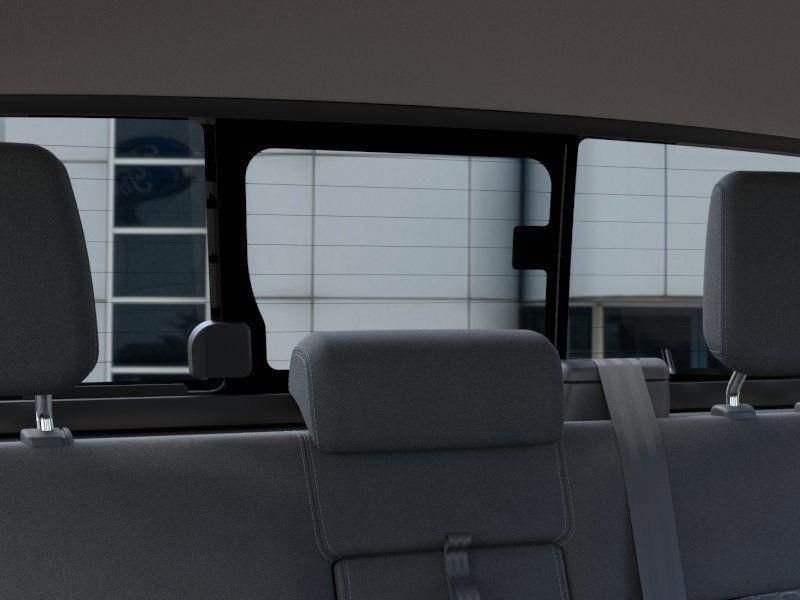 New 2025 Oxford White Ford XLT image 23
