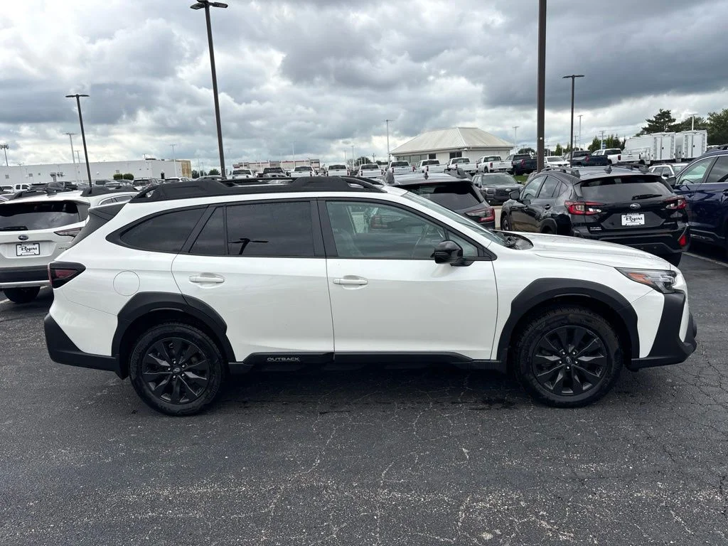 Used 2023 White Subaru Onyx Edition XT image 2