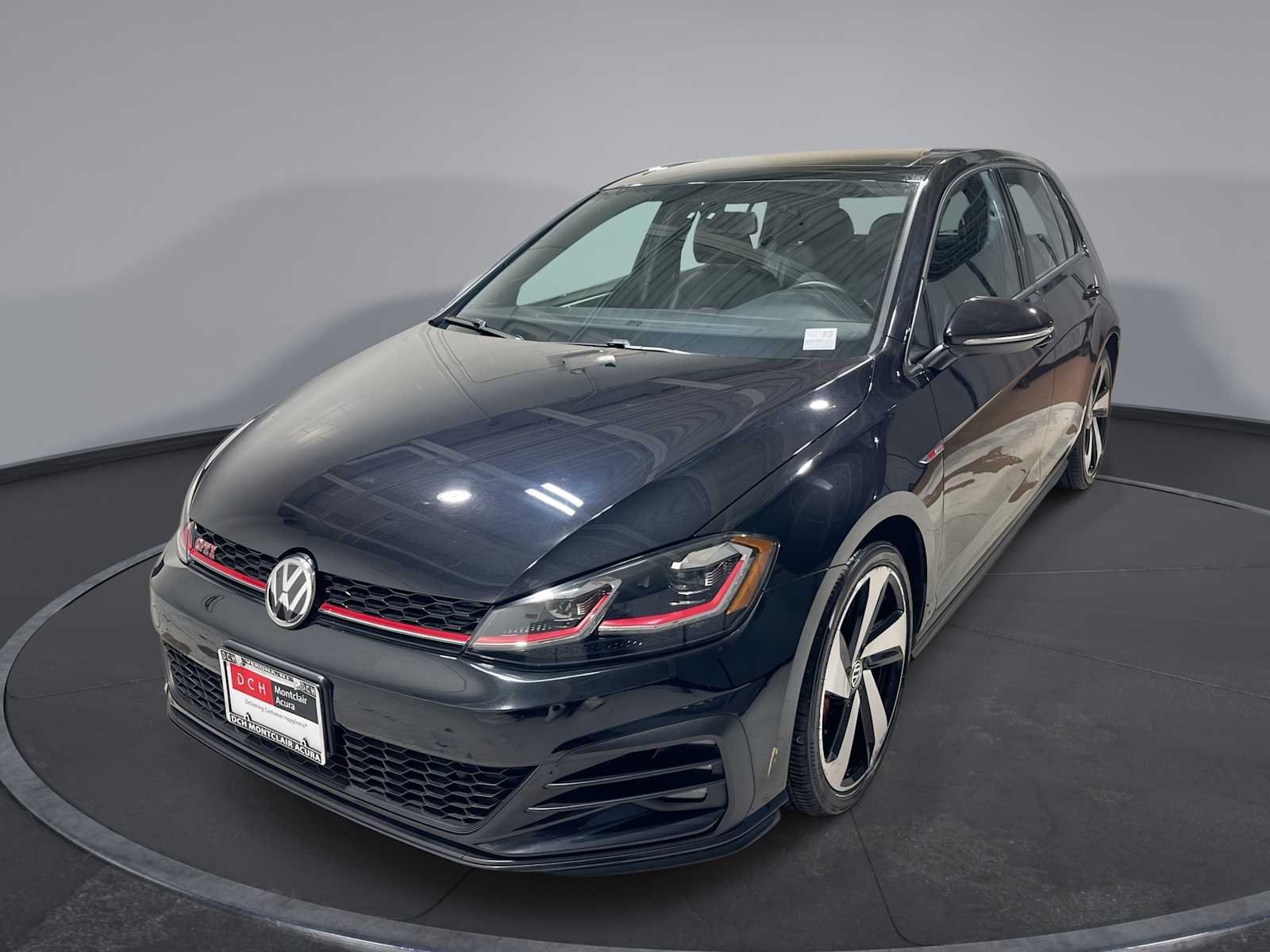 2019 Volkswagen Golf GTI SE