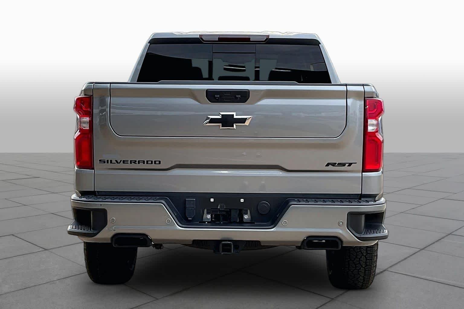 Certified Used 2025 Sterling Gray Metallic Chevrolet RST image 5
