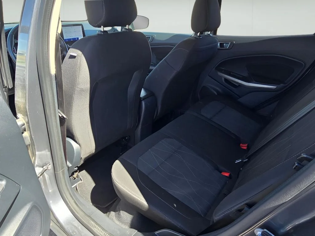 Used 2020 Smoke Metallic Ford SE image 26