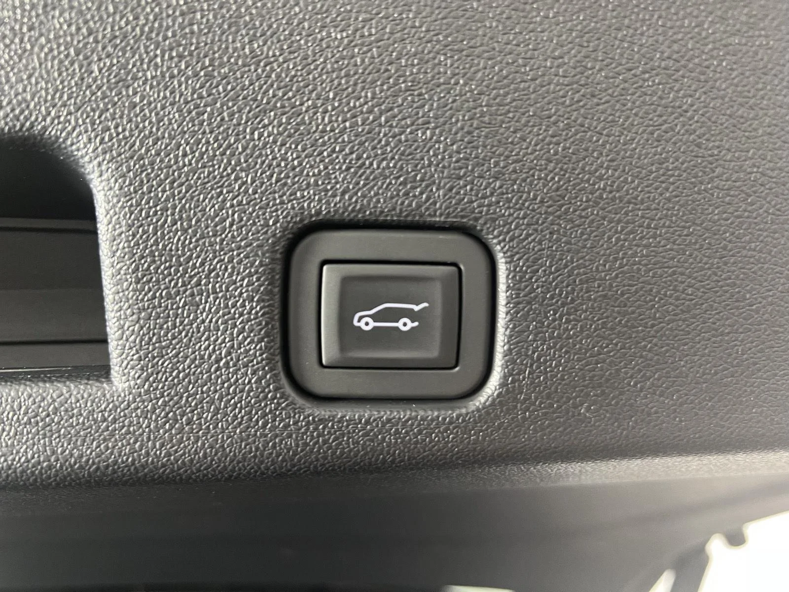 Used 2025 Sterling Gray Metallic Chevrolet AWD LT image 24