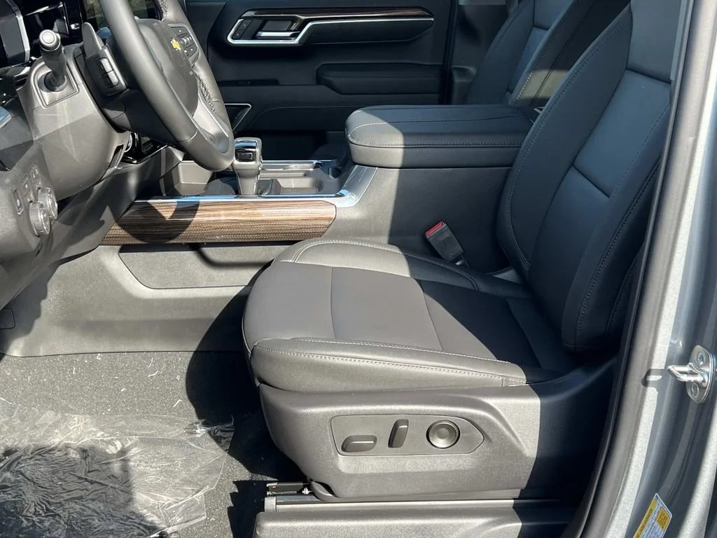 New 2026 Sterling Gray Metallic Chevrolet LT image 12