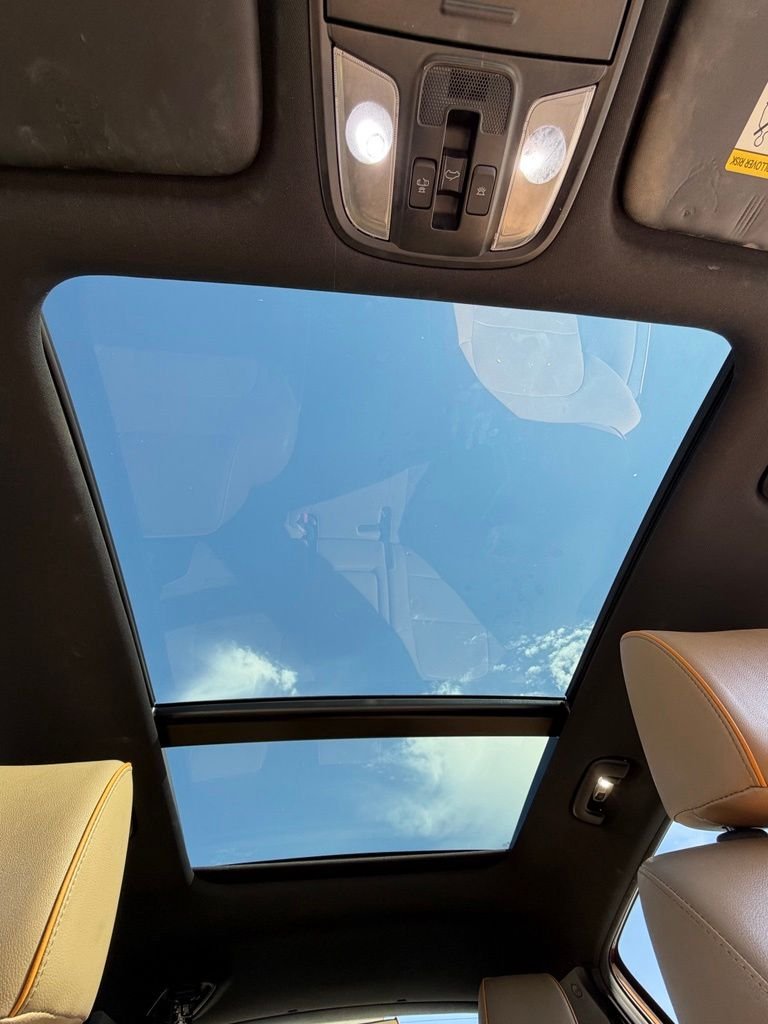 Used 2018 Brown Kia SX image 13