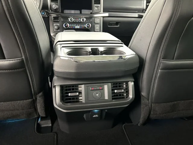 Used 2026  Ford Lariat image 23