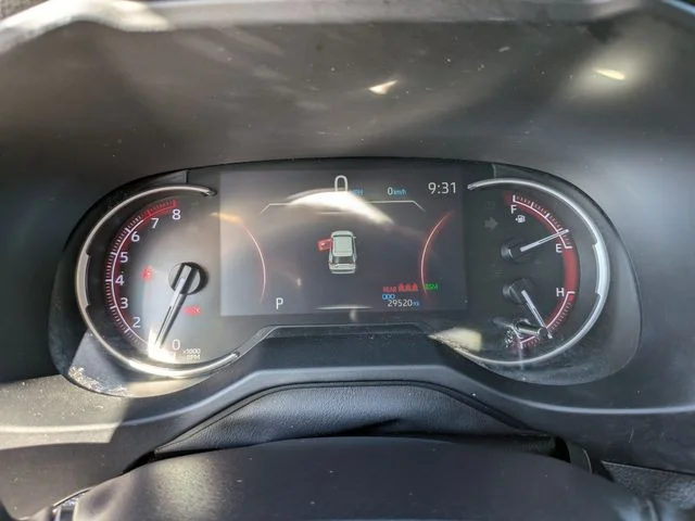 Used 2023  Toyota XLE image 31