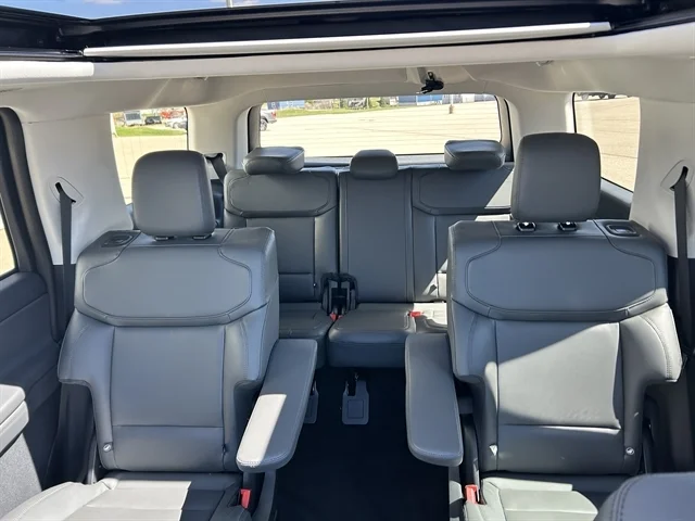New 2026 Dark Matter Gray Metallic FORD Active image 18