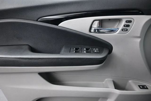2022 Honda Pilot Touring - Photo 28