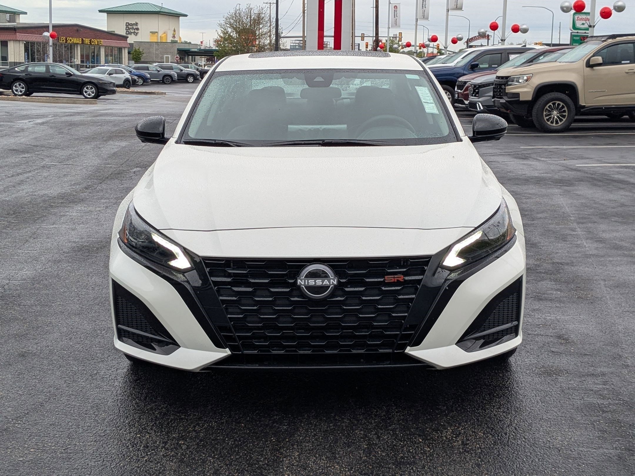 New 2026 Pearl White Tricoat Nissan SR image 9