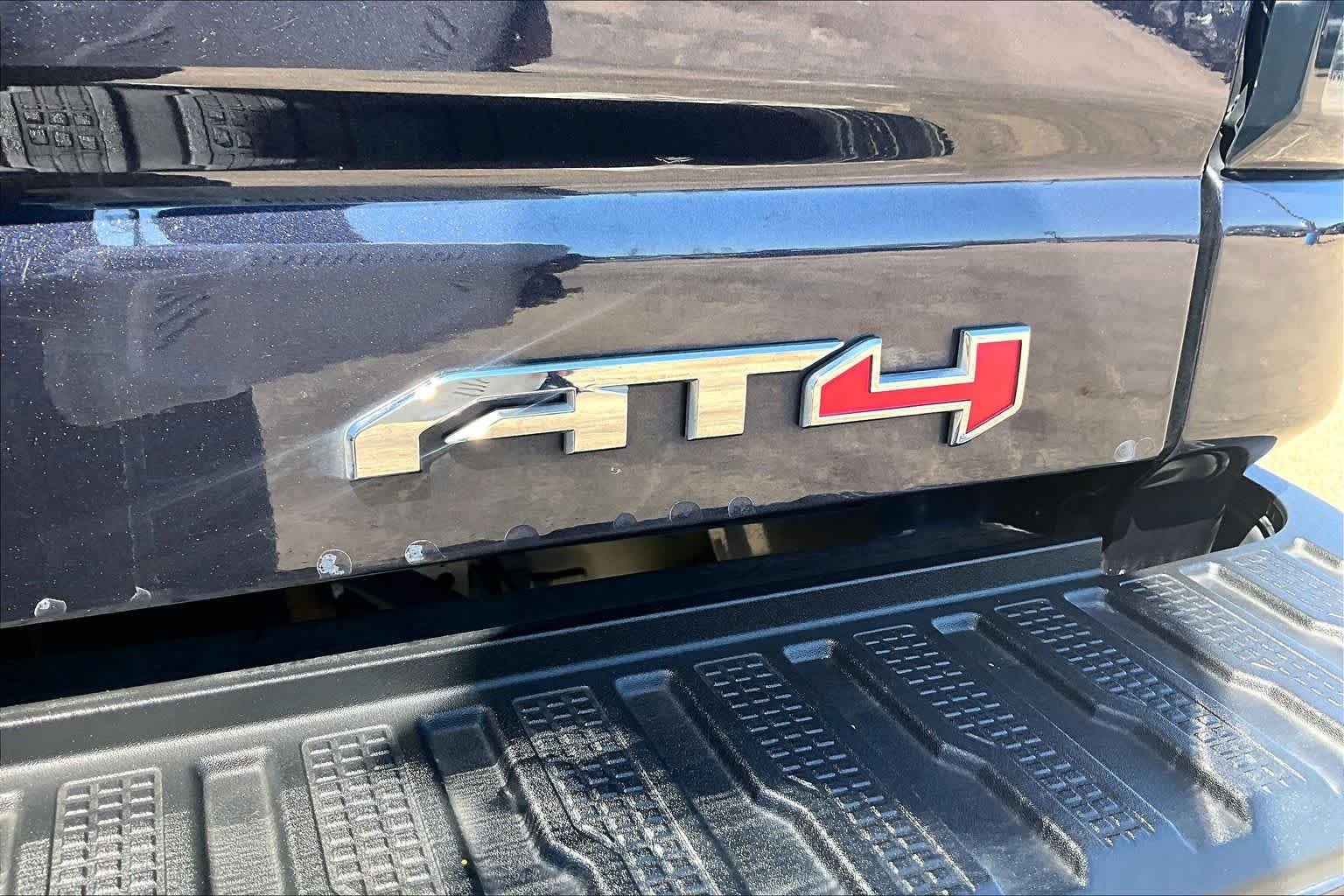 Used 2024 Titanium Rush Metallic GMC AT4 image 10