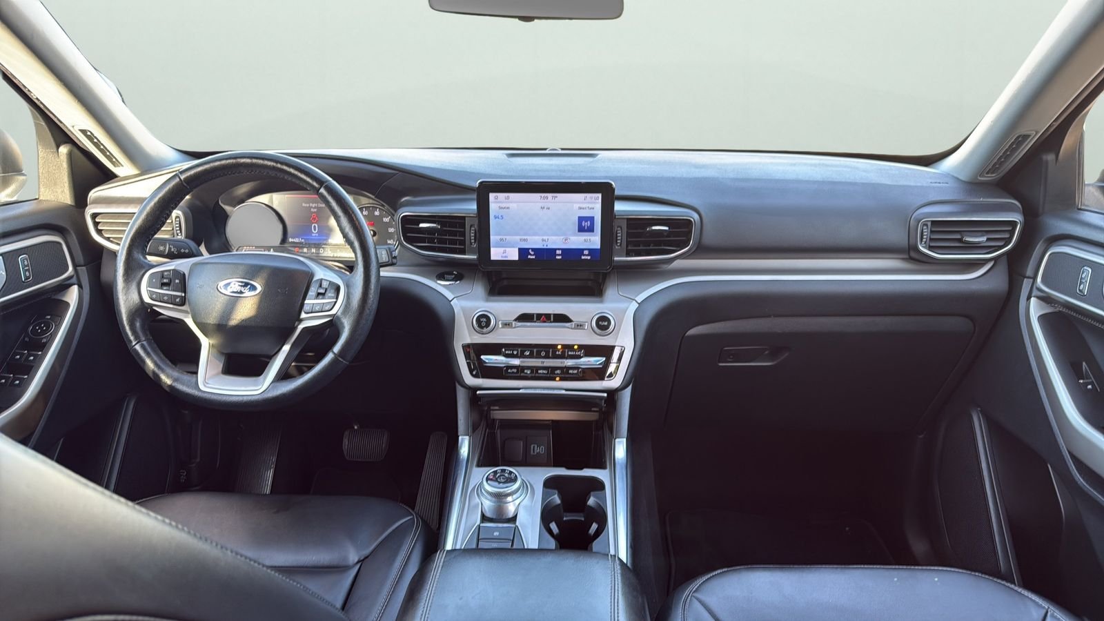 Used 2023 White Ford XLT image 20