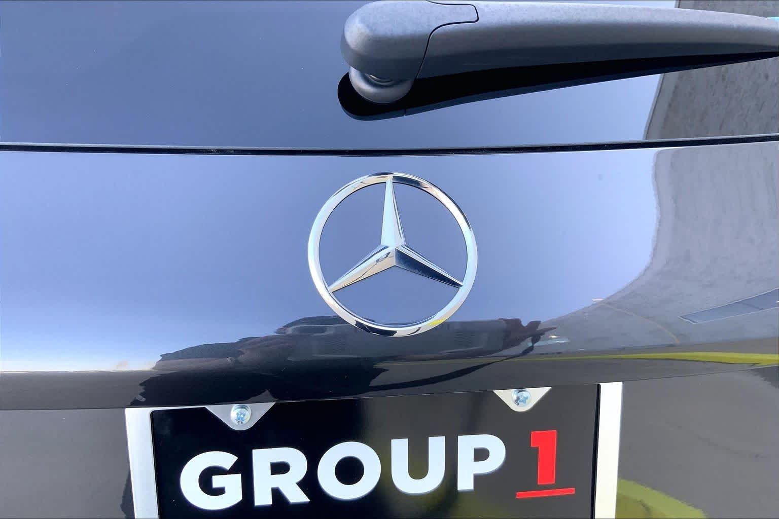 2022 Mercedes-Benz GLC GLC300 - Photo 10