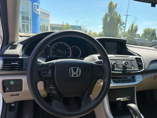 Used 2015 White Orchid Pearl Honda LX image 14