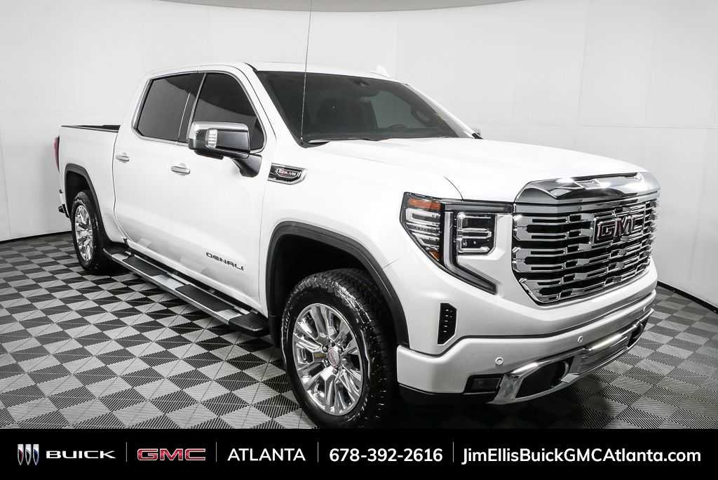2025 GMC Sierra 4WD Crew Cab Short Box Denali's photo