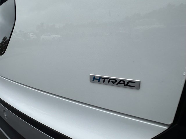 Used 2026 White Hyundai SEL image 11