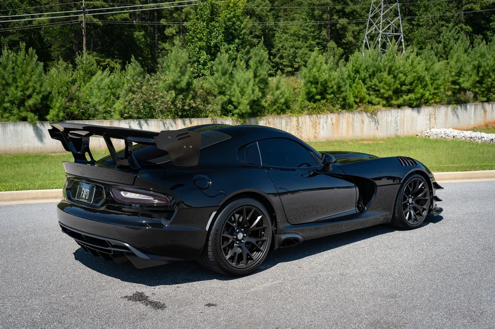 Used 2014 Black Dodge SRT image 26
