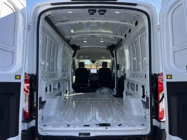 New 2026 Oxford White Ford Base image 20